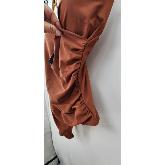 New NWT Cupshe Healing Space Ruched Brown 1 Piece Swimsuit Underwire Large - Picture 6 of 9